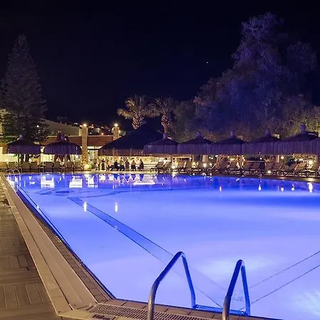 Semesteranläggning (resort) Kadikale Turgutreis