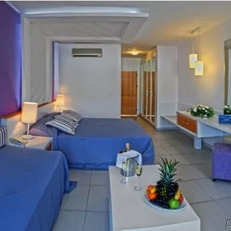 Semesteranläggning (resort) Kadikale 5*