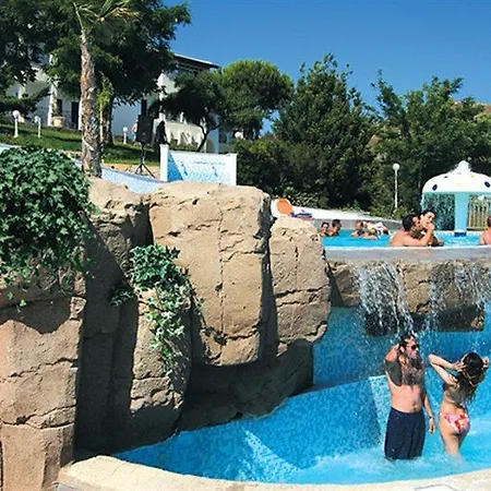Semesteranläggning (resort) Kadikale