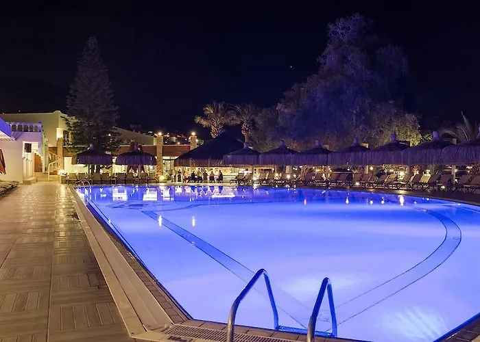 Semesteranläggning (resort) Kadikale Turgutreis
