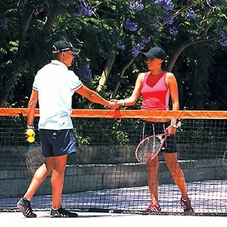 אתר נופש Kadikale 5*